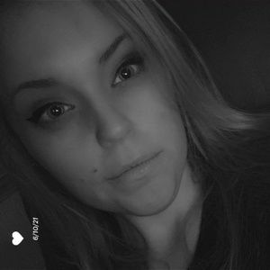 Meet your Posher, Britnie